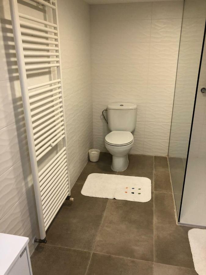 Villa 菲内斯特拉特 外观 照片