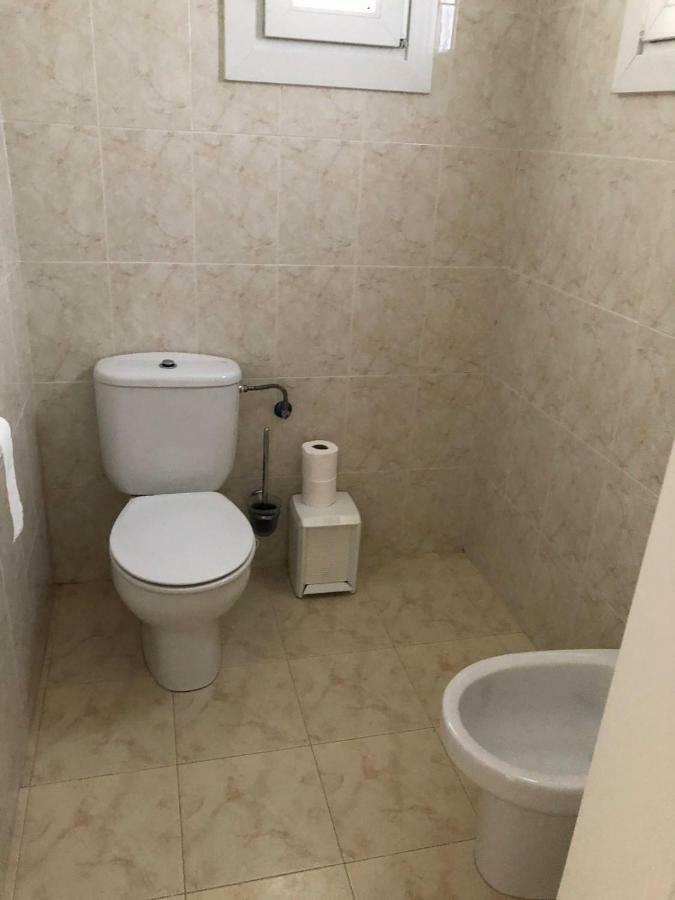 Villa 菲内斯特拉特 外观 照片